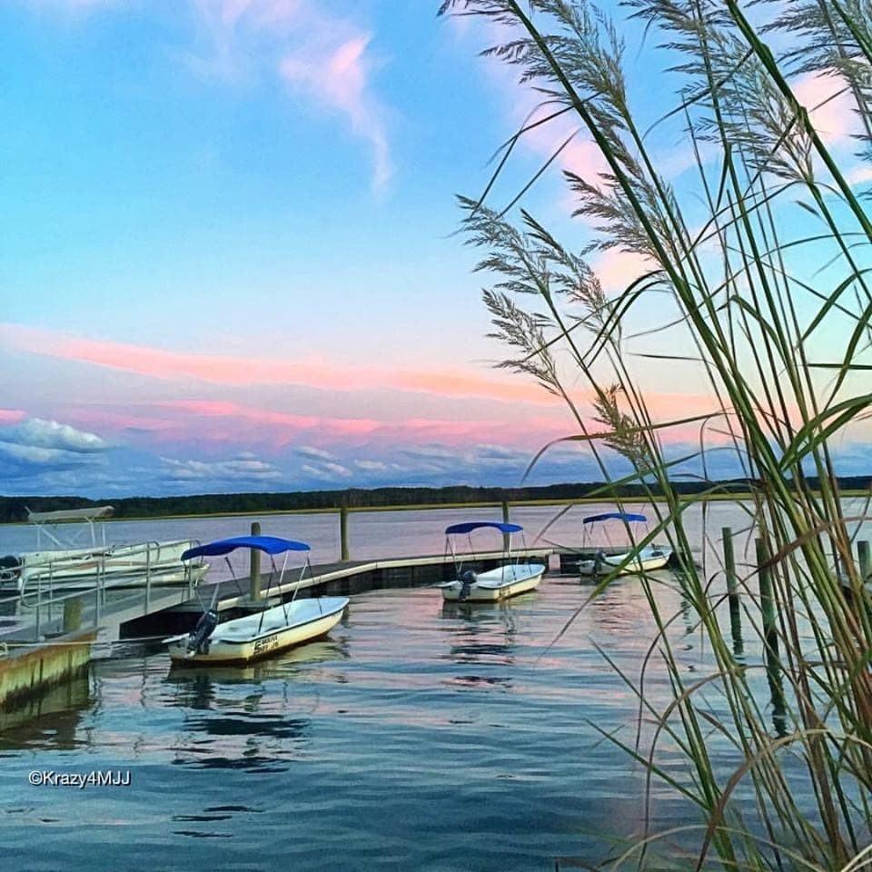 Carolina Skiff Rentals | Boat Rental in Chincoteague | Sailing, Water Activities, Marina, Rentals